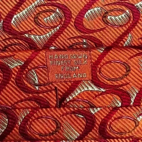 Robert Talbott Seven Fold 100% Silk Tie. - Picture 5 of 6